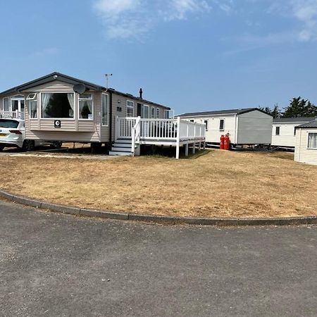 Beautiful Caravan In Trecco Bay! 74 Sycomore Bridgend (Wales) Exterior foto